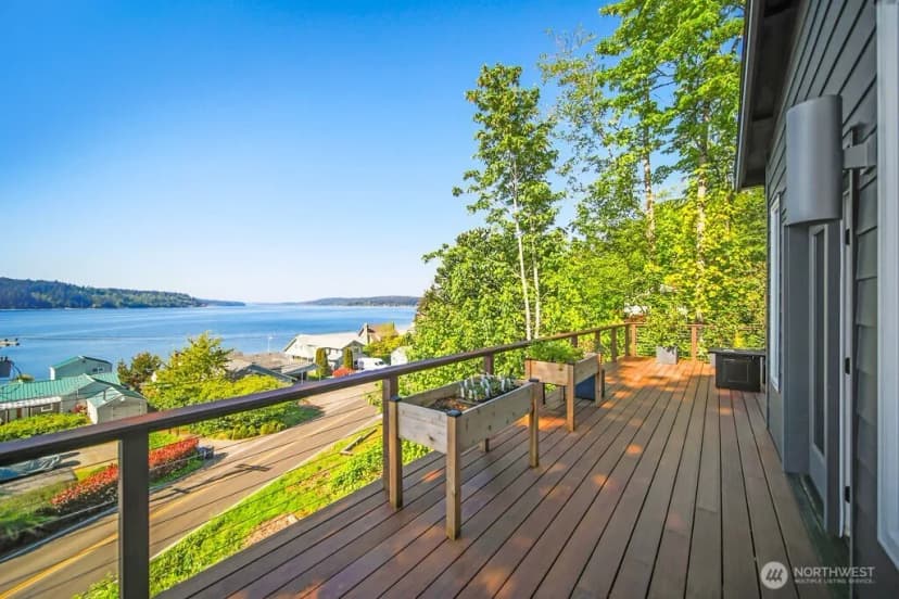 Property photo for 4652 E Hillcrest Drive, Port Orchard photo 30