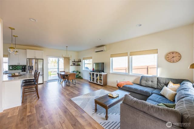 Property photo for 1406 Rook Drive, Port Angeles photo 4