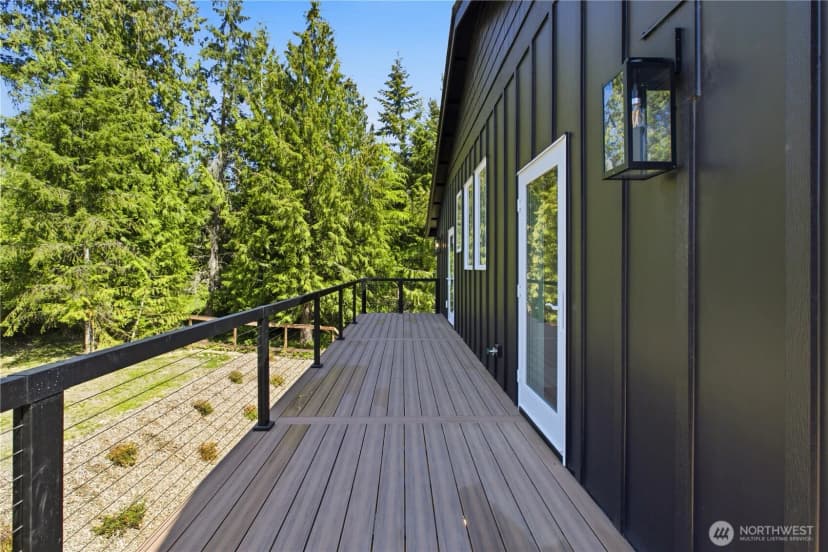 Property photo for 23420 253rd Avenue Se, Maple Valley photo 17