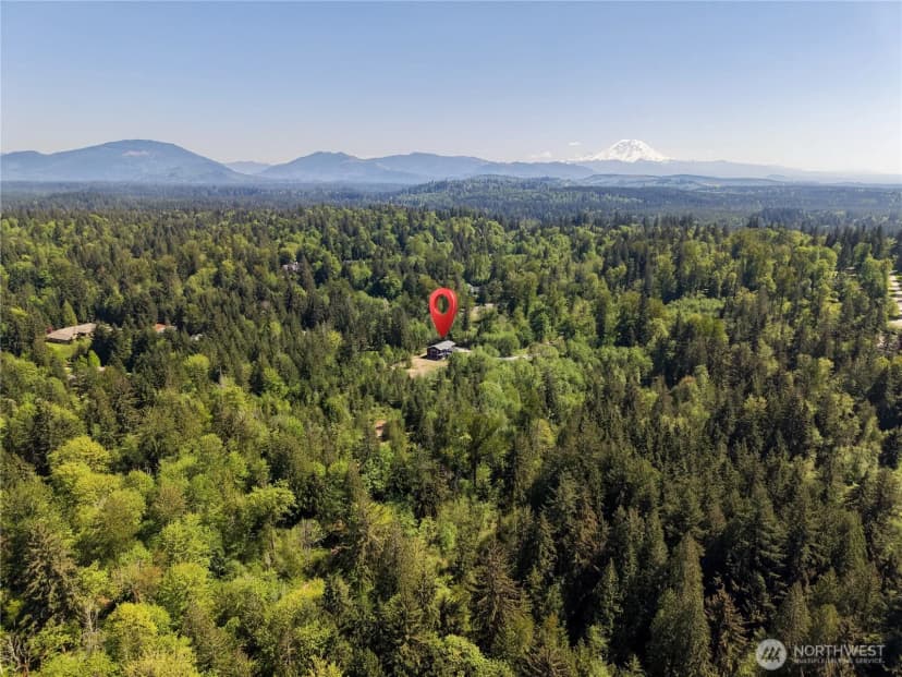 Property photo for 23420 253rd Avenue Se, Maple Valley photo 39