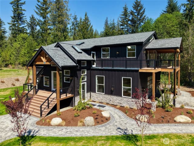 Property photo for 23420 253rd Avenue Se, Maple Valley