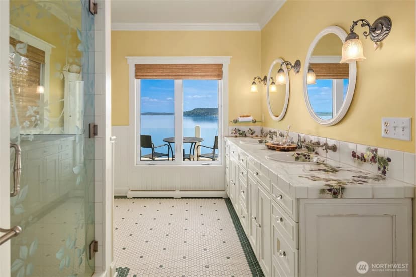 Property photo for 20446 Chautauqua Beach Road Sw, Vashon photo 24