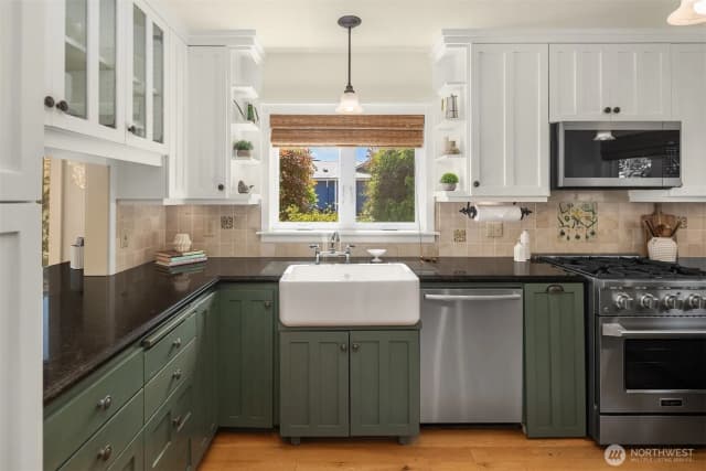 Property photo for 20446 Chautauqua Beach Road Sw, Vashon photo 4
