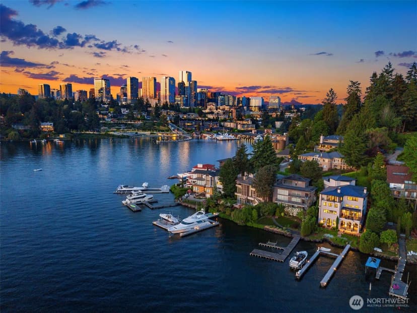 Property photo for 9205 Se Shoreland Drive, Bellevue photo 32