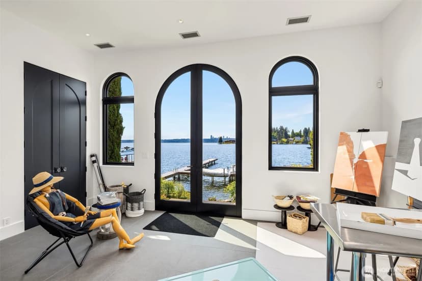 Property photo for 9205 Se Shoreland Drive, Bellevue photo 26