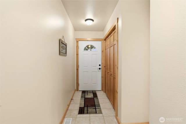 Property photo for 51 Klancie Lane, Cle Elum photo 3