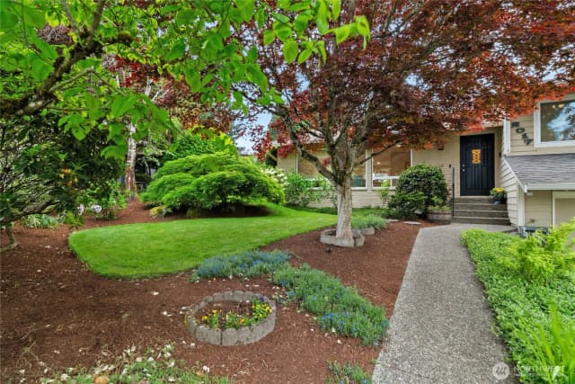 Property photo for 2017 Jones Circle Se, Renton photo 5