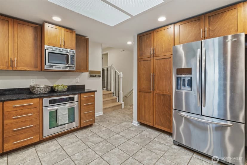 Property photo for 2017 Jones Circle Se, Renton photo 15