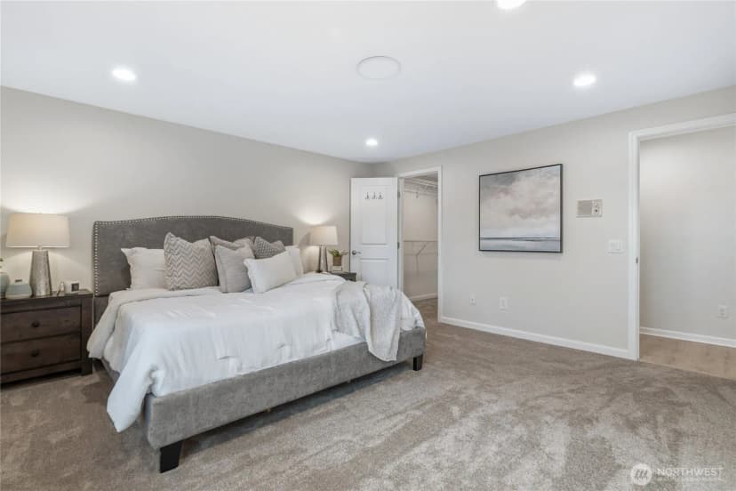Property photo for 2017 Jones Circle Se, Renton photo 22