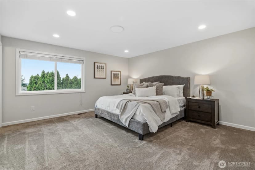 Property photo for 2017 Jones Circle Se, Renton photo 21