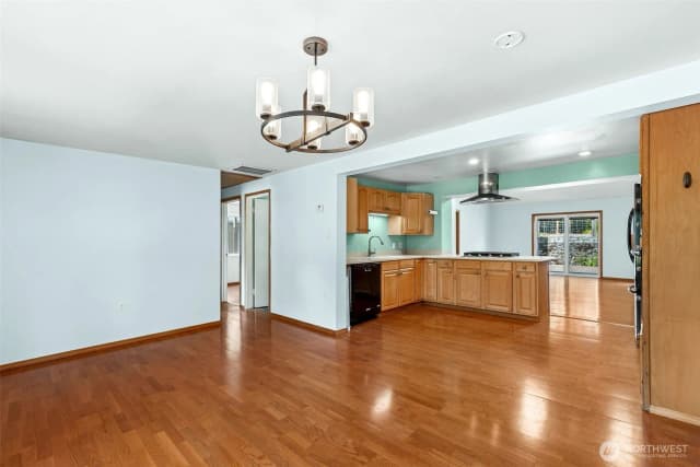 Property photo for 4905 234th St. Sw, Mountlake Terrace photo 4