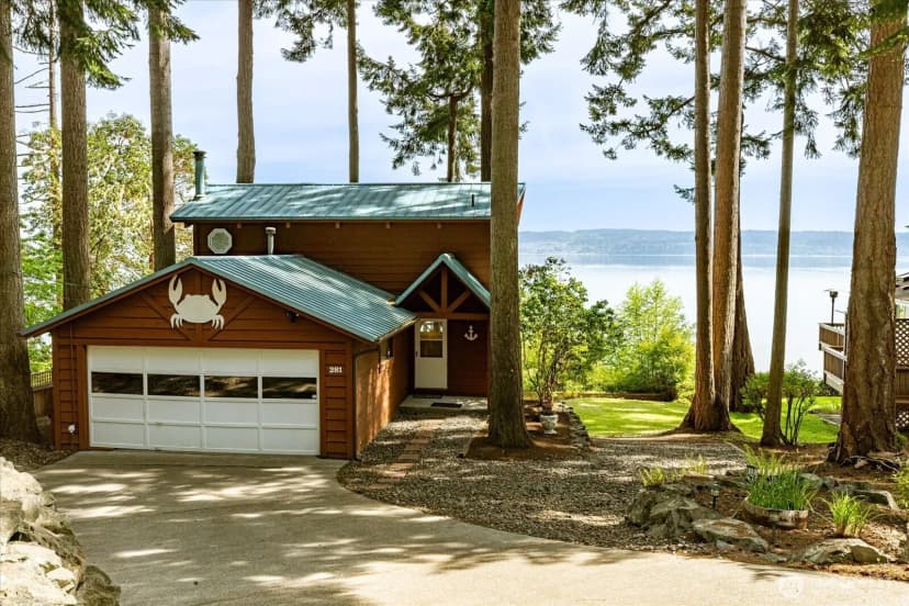 Property photo for 281 Harrington Road, Coupeville