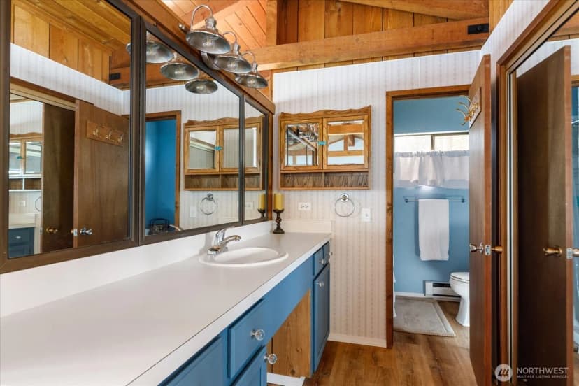 Property photo for 281 Harrington Road, Coupeville photo 20