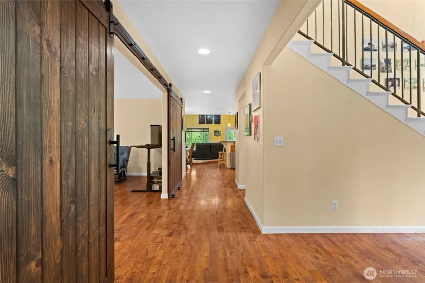 Property photo for 4443 Boston Harbor Road Ne, Olympia photo 4