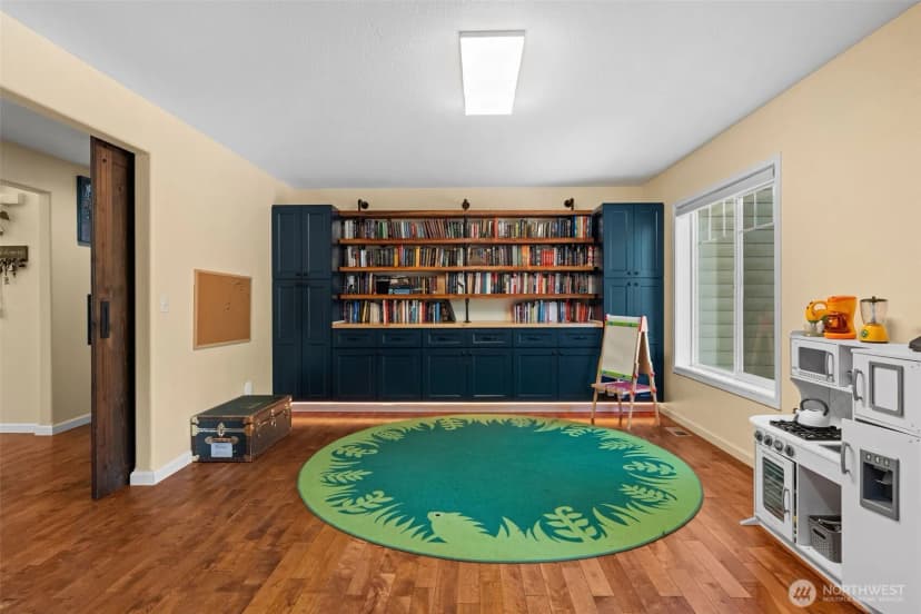 Property photo for 4443 Boston Harbor Road Ne, Olympia photo 11