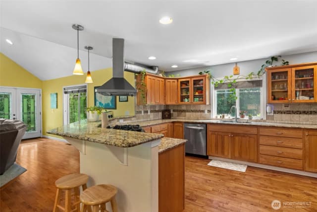 Property photo for 4443 Boston Harbor Road Ne, Olympia photo 5