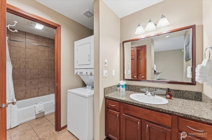 Property photo for 332 W Woodin Avenue #643, Chelan photo 17