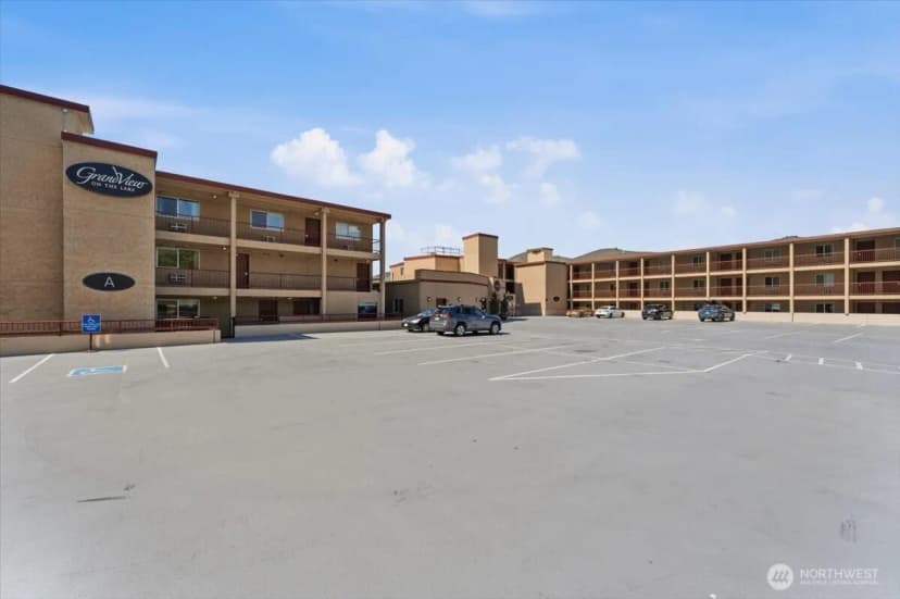 Property photo for 332 W Woodin Avenue #643, Chelan photo 39