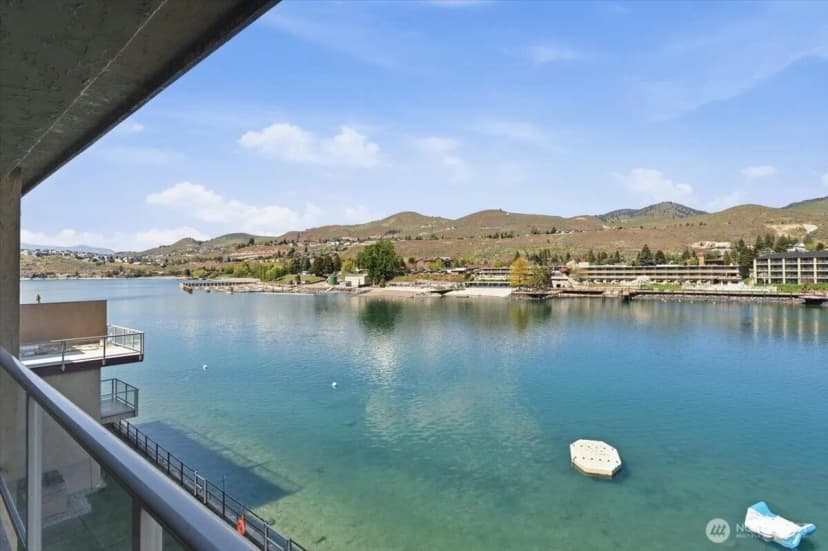Property photo for 332 W Woodin Avenue #643, Chelan photo 2