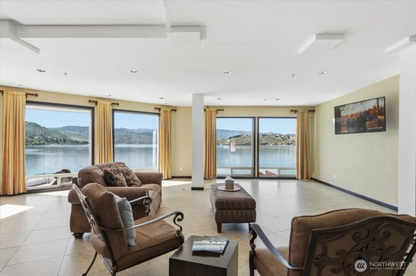 Property photo for 332 W Woodin Avenue #643, Chelan photo 35