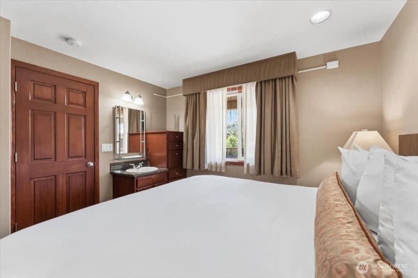 Property photo for 332 W Woodin Avenue #643, Chelan photo 23
