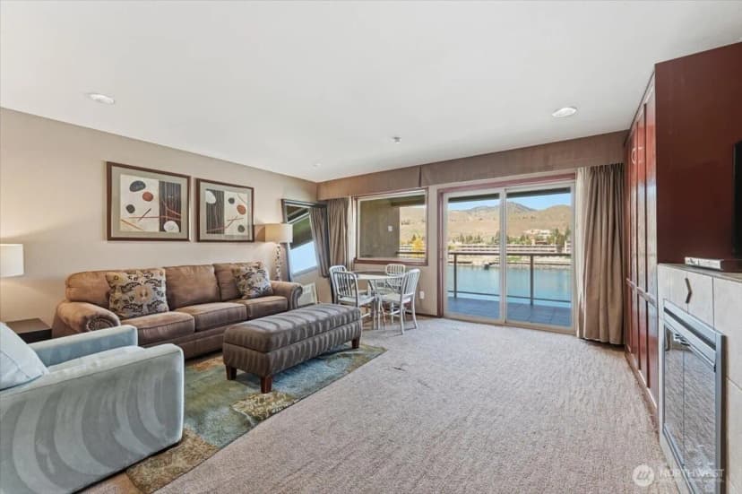 Property photo for 332 W Woodin Avenue #643, Chelan photo 5