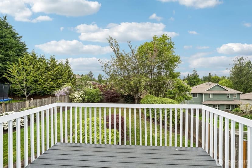 Property photo for 11407 34th Street Ne, Lake Stevens photo 12
