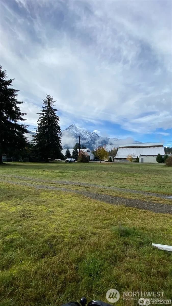 Property photo for 1085 Darrington Street, Darrington photo 26
