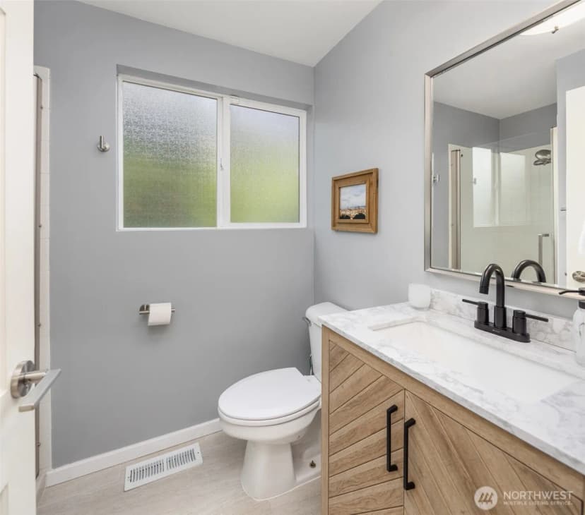 Property photo for 8320 Se 62nd Street, Mercer Island photo 31