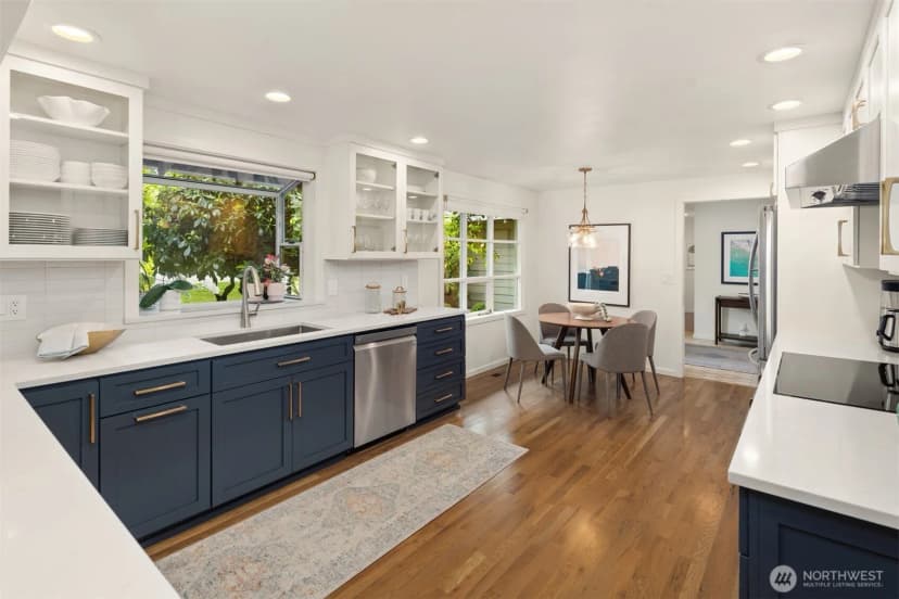Property photo for 8320 Se 62nd Street, Mercer Island photo 13