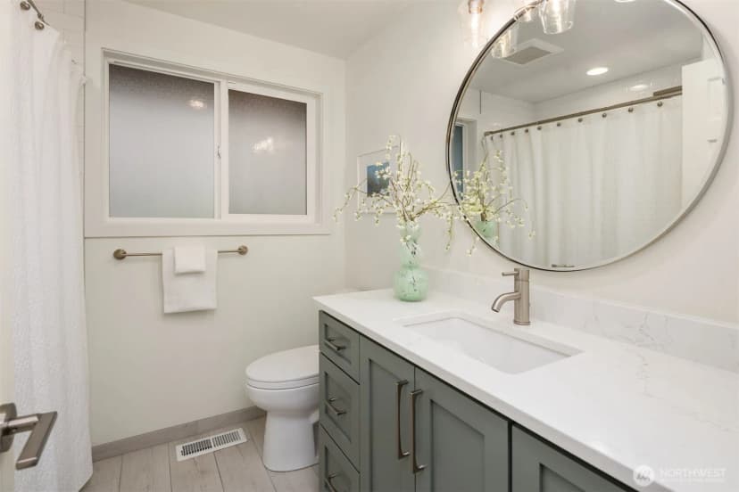 Property photo for 8320 Se 62nd Street, Mercer Island photo 28