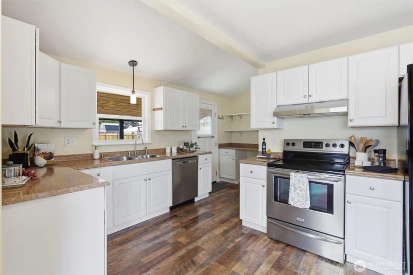 Property photo for 2224 Chestnut Street, Everett photo 10