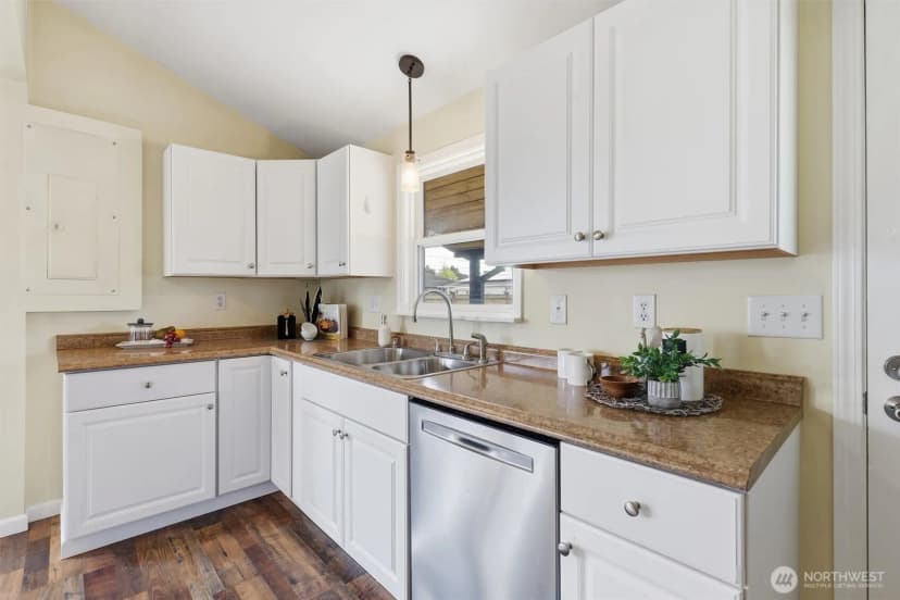 Property photo for 2224 Chestnut Street, Everett photo 11