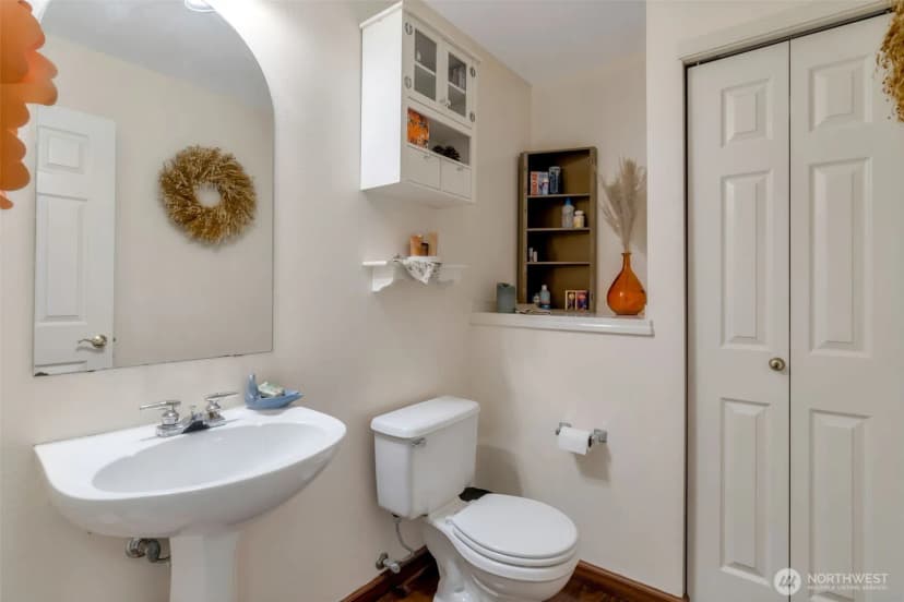 Property photo for 5802 14th Drive W #b, Everett photo 8