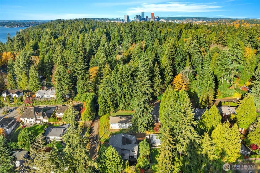 Property photo for 30 Enatai Drive, Bellevue photo 34