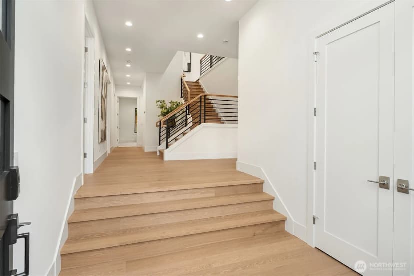 Property photo for 30 Enatai Drive, Bellevue photo 16