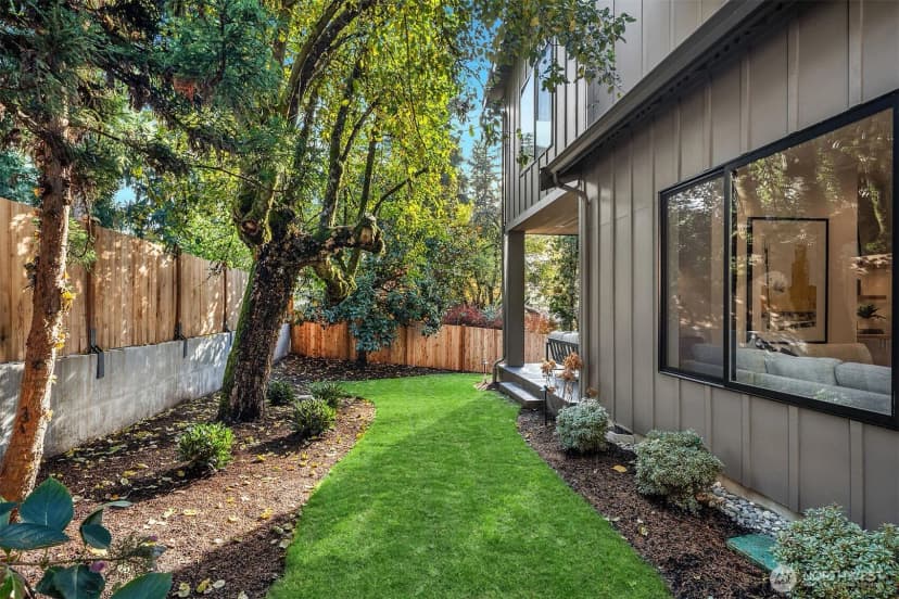 Property photo for 30 Enatai Drive, Bellevue photo 30