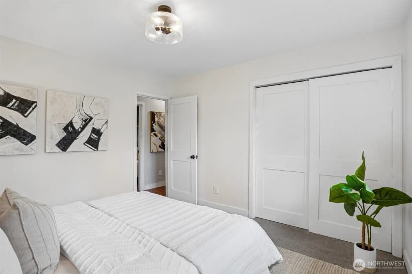 Property photo for 8008 S 122nd Street, Seattle photo 17