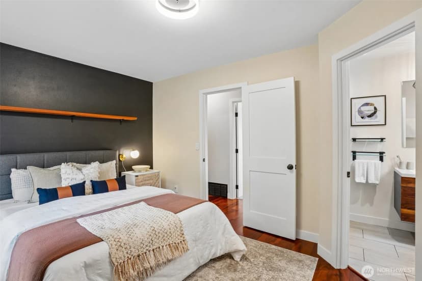 Property photo for 8008 S 122nd Street, Seattle photo 21