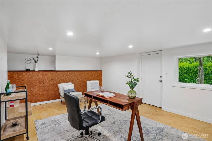 Property photo for 8008 S 122nd Street, Seattle photo 27