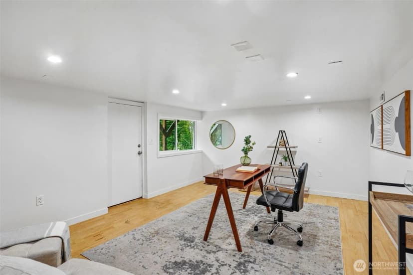 Property photo for 8008 S 122nd Street, Seattle photo 28