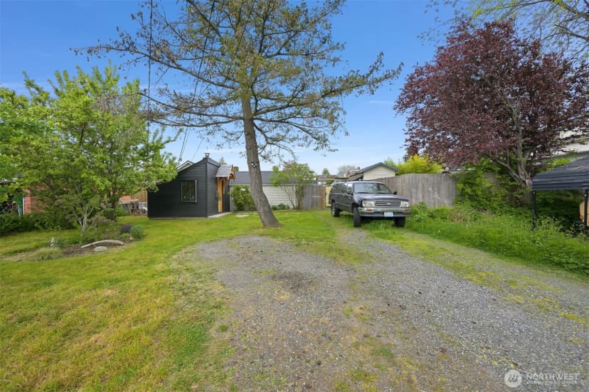 Property photo for 1210 Logan Street, Bellingham photo 3