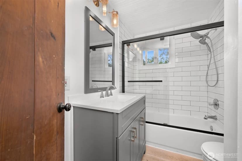 Property photo for 1210 Logan Street, Bellingham photo 25