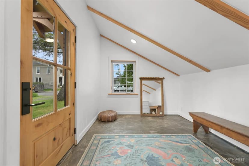 Property photo for 1210 Logan Street, Bellingham photo 8