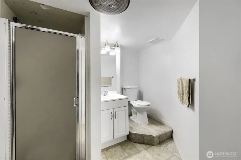 Property photo for 5755 25th Avenue Ne, Seattle photo 29