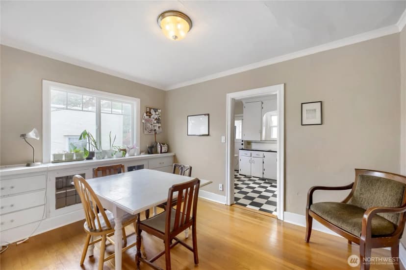 Property photo for 5755 25th Avenue Ne, Seattle photo 10