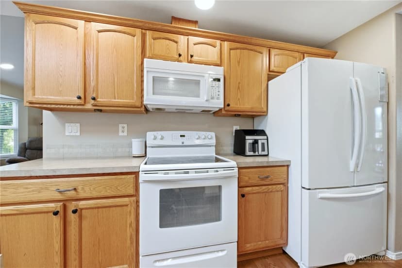 Property photo for 13116 202 Street Ct E, Graham photo 11