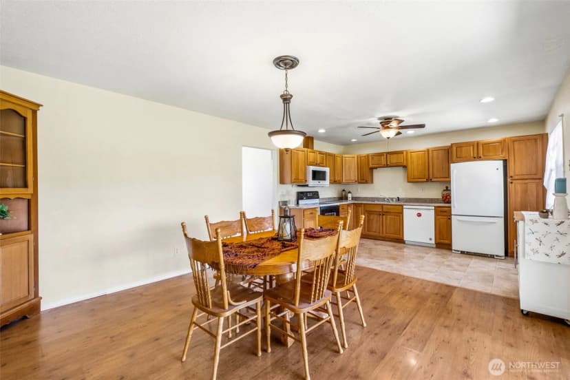 Property photo for 416 H St Sw, Quincy photo 8