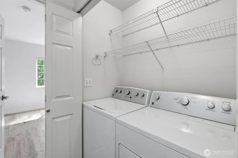 Property photo for 601 12th Avenue Nw #d4, Issaquah photo 23