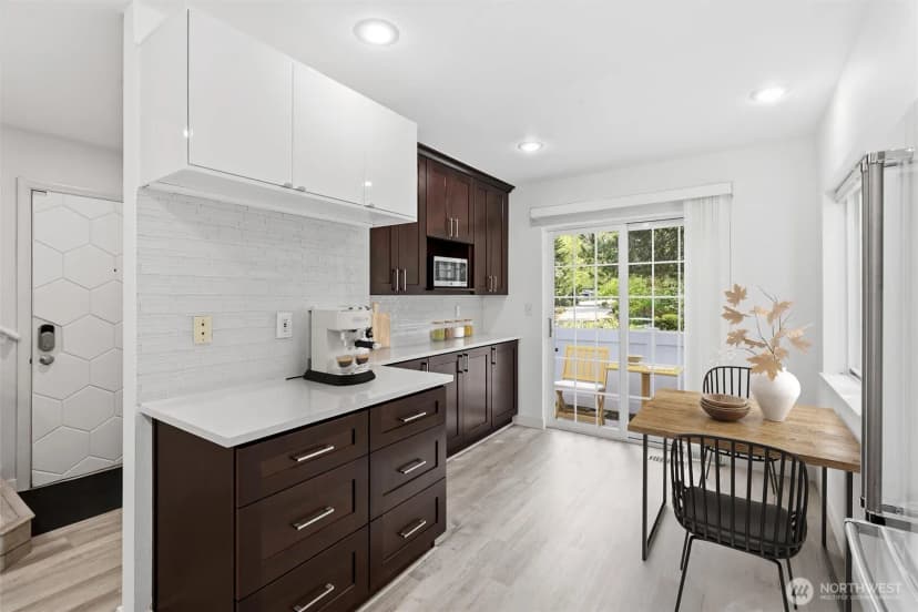 Property photo for 601 12th Avenue Nw #d4, Issaquah photo 17